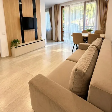 Messambria Prestige & Pools By Noks *