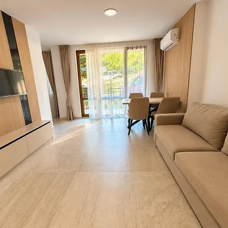 Messambria Prestige & Pools By Noks Elenite